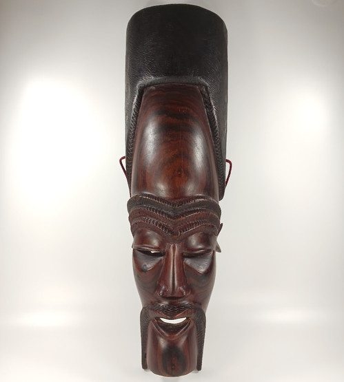 Seinäkoriste, naamio, puuta