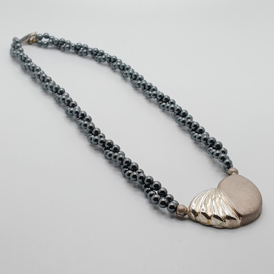 Kaulakoru, design P. Peuri