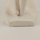 Veistos, sign. V. Leppänen -05