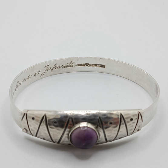 Rannekoru, hopeaa, vuodelta 1958