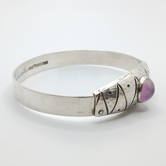 Rannekoru, hopeaa, vuodelta 1958