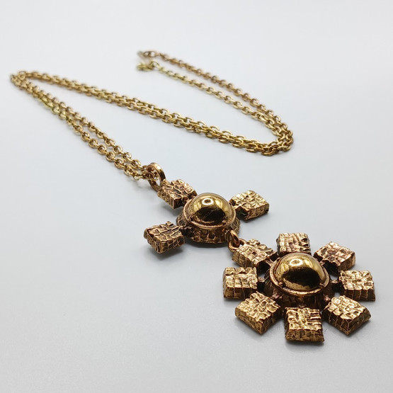 Kaulakoru, Kultasepät Salovaara