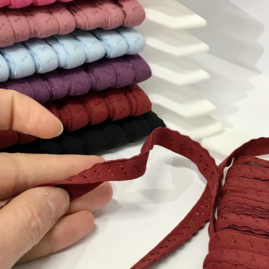 Taitettu joustokantti 10mm, useita värejä