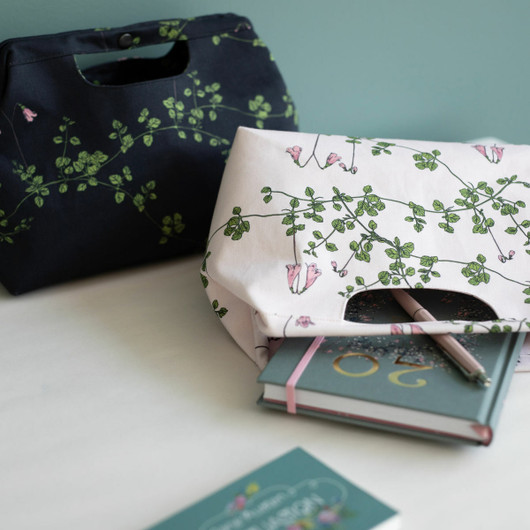 Nuppu Print Company: Nuppunen 2 - Satumaailmoja työhuoneella