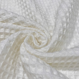 Vohvelikangas: Luonnonvalkoinen