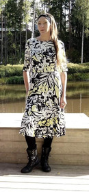 Sala Design: TAIKA naisten trikoomekko, koot 32 – 54