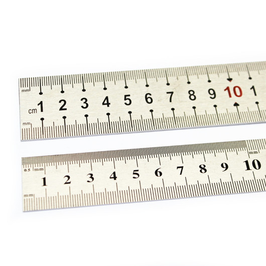 Teräsviivain 30cm 
