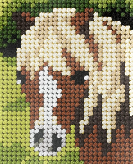 Lasten kanavatyö: Hevonen edestäpäin 17 x 20,5cm