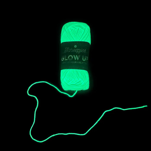Scheepjes: Glow Up Color pack 10kpl - pimeässä hohtava lankasetti