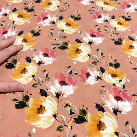 Kudottu viskoosi: Isot kukat, roosa - keltainen