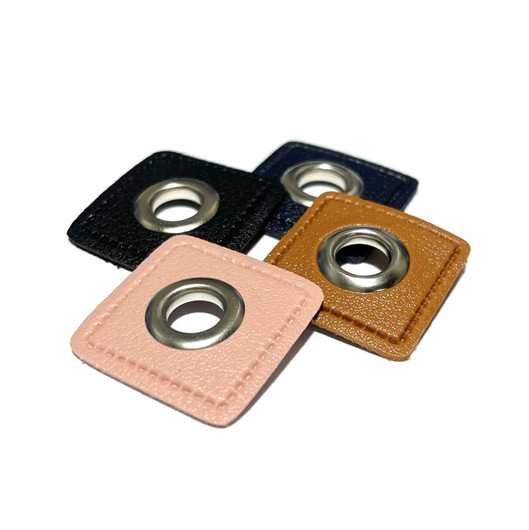 Purjerengas / sirkkarengas keinonahalla 2,6x2,6cm, useita värejä