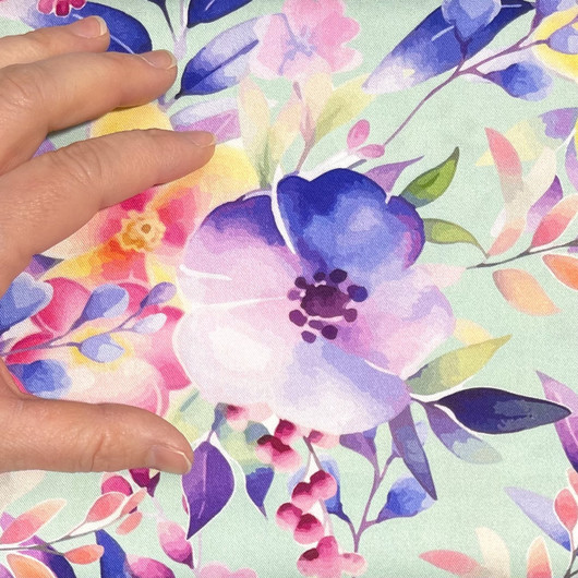 Kudottu viskoosi: Violetti - vaaleanpunaiset kukat, vaalea minttu