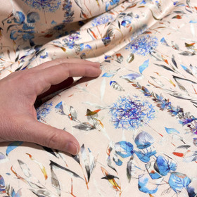 Kudottu viskoosi: Sini - violetit kukat, hento vaaleanpunainen 