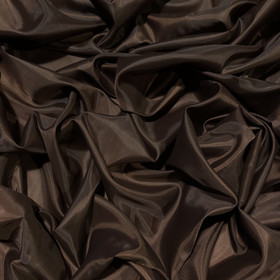 Vuorikangas, tummanruskea