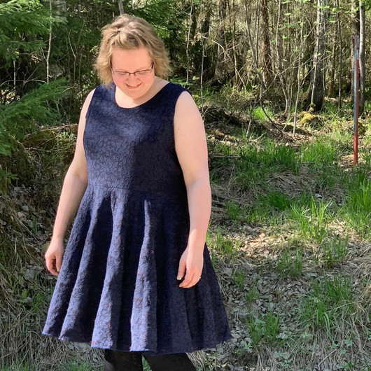 Unelmallinen, kaavapaketti: Aada mekkokaava 32-56