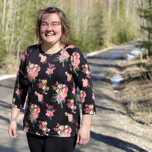 Unelmallinen, kaavapaketti: Kerttu raglanhihainen paitakaava 32-56