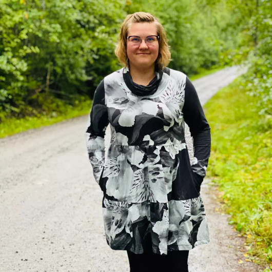 Unelmallinen, kaavapaketti: Ellen tunika- ja mekkokaava 32-56