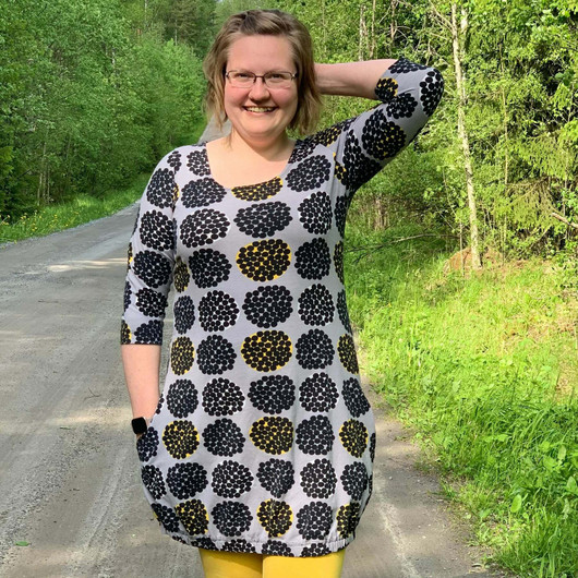 Unelmallinen, kaavapaketti: Amanda, Josefiina ja Eila tunikakaavat 32-56