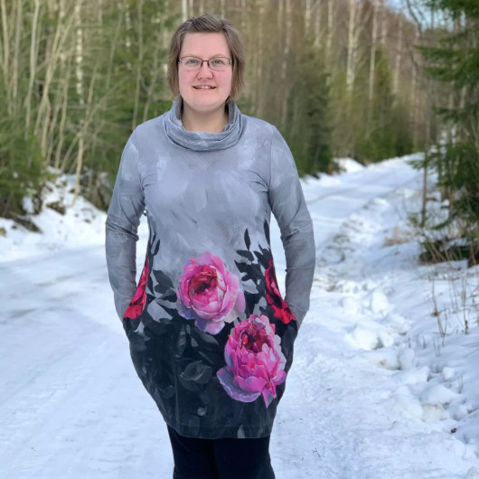 Unelmallinen, kaavapaketti: Anita, Anne ja Helena mekkokaava 32-56