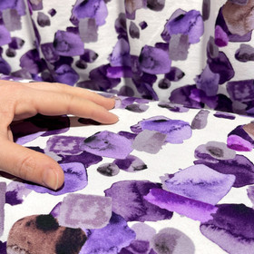 Viskoositrikoo: Violetit abstraktit kuviot, valkoinen 