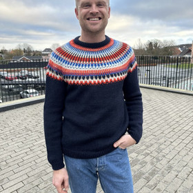 PetiteKnit: Celeste Sweater Man -neuleohje (englanniksi)