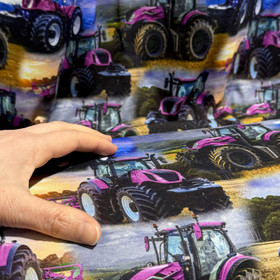 Digitrikoo: Pinkit traktorit pellolla, sininen - okra