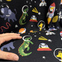Digijoustocollege: Eläinastronautit, musta - monivärinen