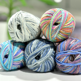 Opal: Knuddelbande 6-ply, liukuvärjätty sukkalanka, useita erilaisia