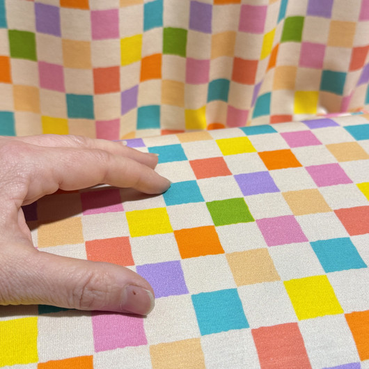 Digitrikoo: Värikkäät ruudut, vaalea beige - monivärinen