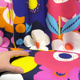 Digitrikoo: Jättikukat, tummansininen - monivärinen