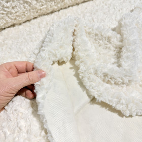 Tekoturkis: Luonnonvalkoinen