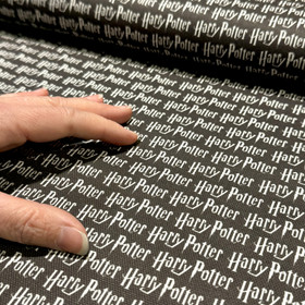 Canvas: Harry Potter, murrettu musta