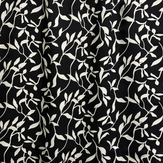 Kudottu viskoosi: Valkoiset lehdet, musta - valkoinen