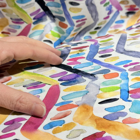 Kudottu viskoosi: Zik zak, valkoinen - monivärinen