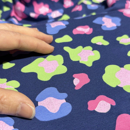 Digitrikoo: Leopard glitterillä, tummansininen - värikäs