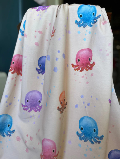 Merenneidon ompelimo: Pikkutursaat, joustocollege