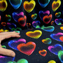 Digitrikoo: Värikkäät suuret sydämet, musta 