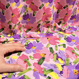 Kudottu viskoosi: Kukat ja viivat, vaaleanpunainen - pinkki - violetti - vihreä