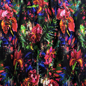 Digitrikoo: Värikkäät suuret kukat ja lehdet, musta - fuksia - sininen