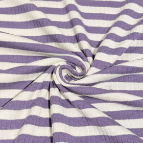 Leveä ribbitrikoo: Raidat, murrettu violetti - luonnonvalkoinen 