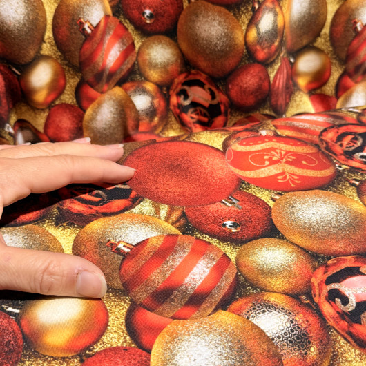 Digitrikoo: Joulupallot, kulta - punainen