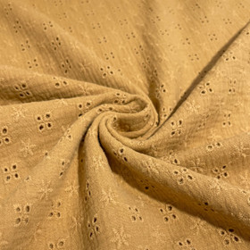 Brodeerattu Double gauze: Kameli