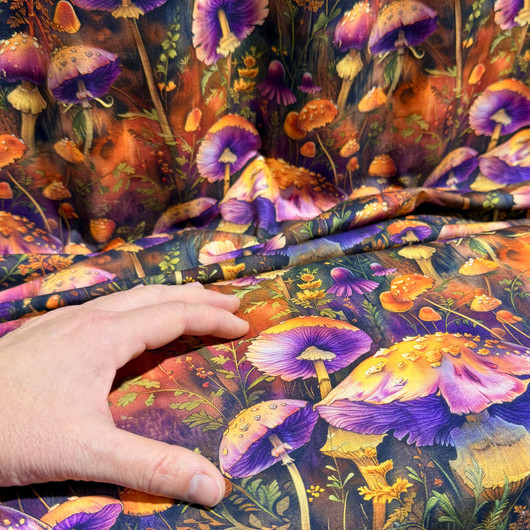 Digitrikoo: Sienet, murrettu oranssi - vihreä - violetti