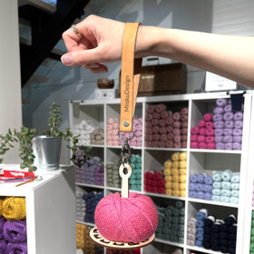 Miisku Design: Lankarullan pidike, iso