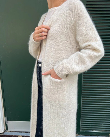 PetiteKnit: No Frills Cardigan -neuleohje (englanniksi)