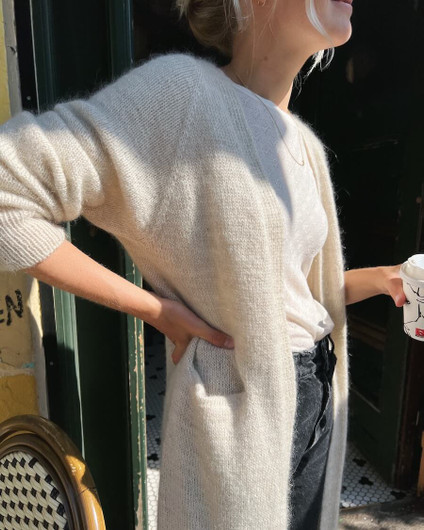 PetiteKnit: No Frills Cardigan -neuleohje (englanniksi)