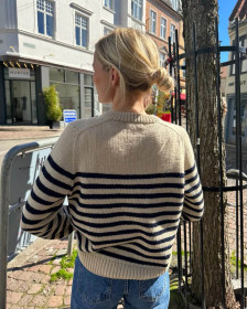 PetiteKnit: Lyon Sweater -neuleohje 