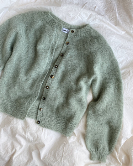 PetiteKnit: Novice Cardigan – Mohair Edition -neuleohje (englanniksi)