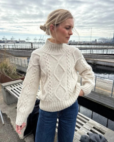 PetiteKnit: Saga Sweater 