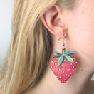 Mansikka – korvakorut koukuilla